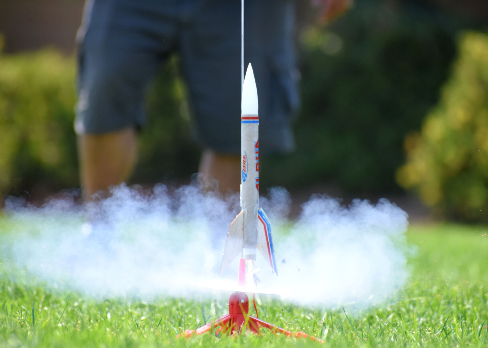 080322-smt-news-school-district-rocketry-004